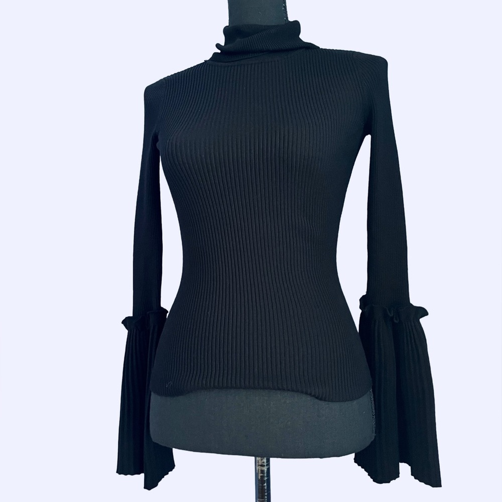 Design Lab Ribbed Bell Long Sleeve Turtleneck Top